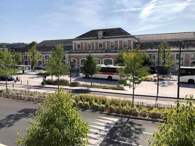 Hotel De La Gare Périgueux Zewnętrze zdjęcie